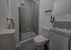 Hullywood Rooms