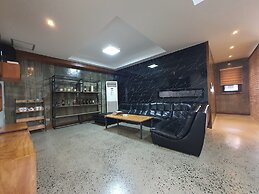 Koregon Hotel & Pool Villas
