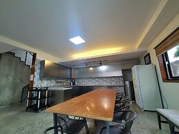 Koregon Hotel & Pool Villas