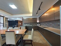 Koregon Hotel & Pool Villas