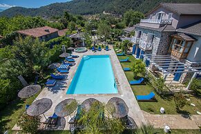 Kaya Amari Hotel