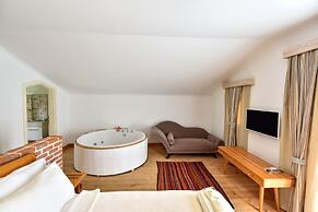 Kaya Amari Hotel