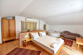 Kaya Amari Hotel