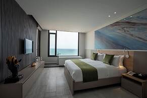 Beverly Beach Hotel