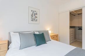 Central & White Apartment by Rent all Como