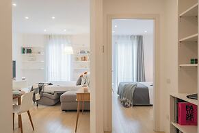 Central & White Apartment by Rent all Como