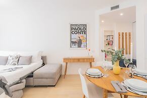 Central & White Apartment by Rent all Como