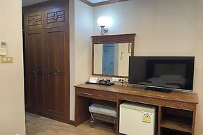Suan Sunandha Palace Hotel
