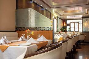 Hotel Dwaraka Residency