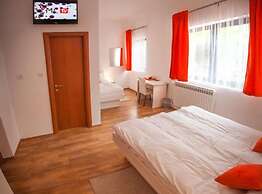 Rooms Lidija 17