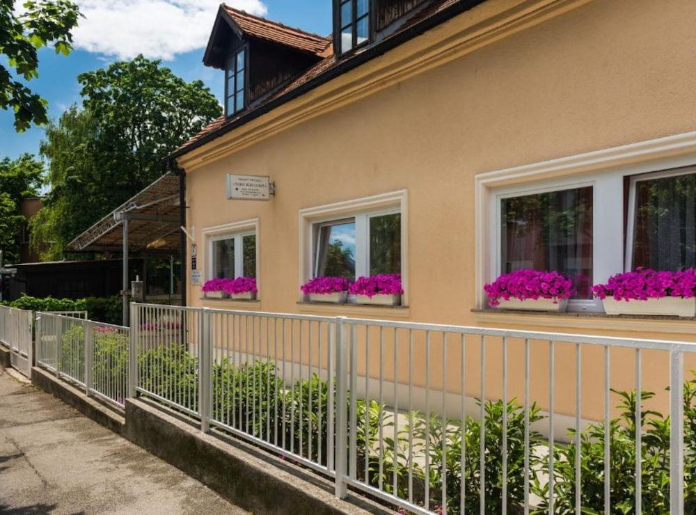 Rooms Lidija 17