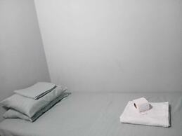 OYO 1169 Sky Infinity Inn
