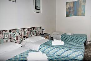 Silton's Room