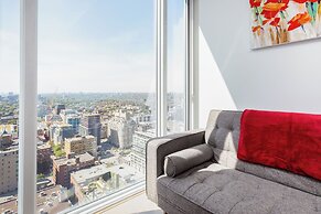 Entertainment District Suites -DT TO