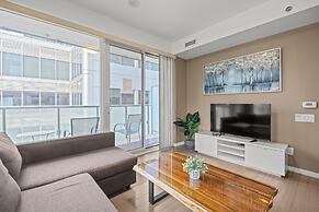 Entertainment District Suites -DT TO
