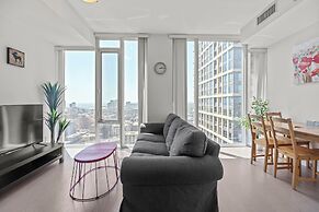 Entertainment District Suites -DT TO