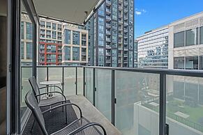 Entertainment District Suites -DT TO