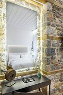 STF Luxury Suites