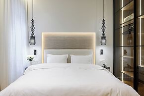STF Luxury Suites
