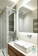 STF Luxury Suites