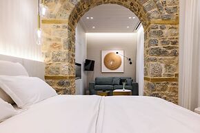 STF Luxury Suites