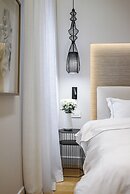 STF Luxury Suites