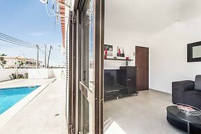 Villa Dela