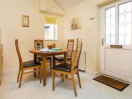 2 Riverside Cottage
