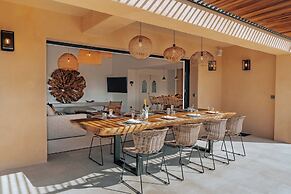 Sumptuous Contemporary Villa - Gassin Hills - 6br/12p