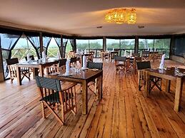 KumbuKumbu Luxury Tented Camp