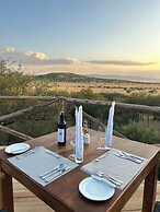 KumbuKumbu Luxury Tented Camp