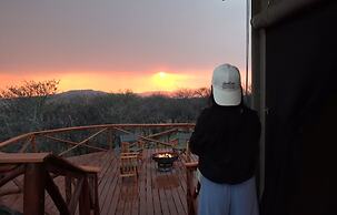 KumbuKumbu Luxury Tented Camp
