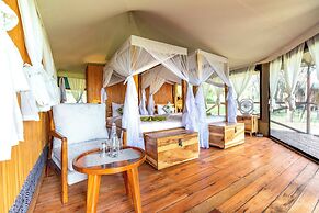 KumbuKumbu Luxury Tented Camp