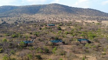 KumbuKumbu Luxury Tented Camp