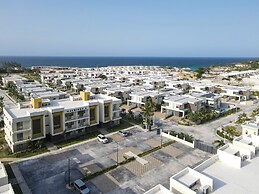Paradisiac Euphoria Beach Access Pool