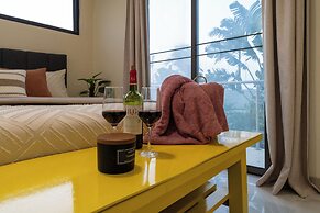 Paradisiac Euphoria Beach Access Pool