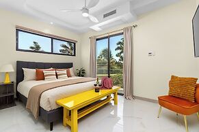 Paradisiac Euphoria Beach Access Pool