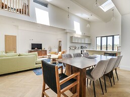 Number 2 The Barn House
