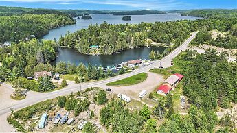 PALMERSTON LAKE MOTEL