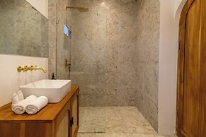 Unu Villa by Betterplace