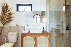 Unu Villa by Betterplace