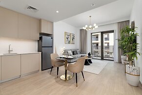 Maison Privee - Charming Urban Escape with Resort-Style Facilities