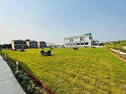 Corbett Green Retreat Resort