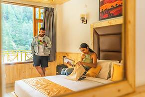 The Social Stays Kasol