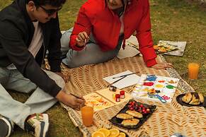 The Social Stays Kasol