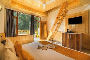 The Social Stays Kasol