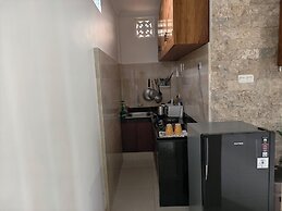 Ayuna Guest House