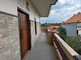 Ayuna Guest House