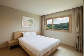 Oakvalley Resort Hills Village
