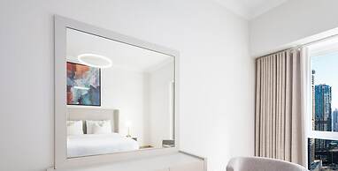 LUX The Al Seef Marina Suite 2